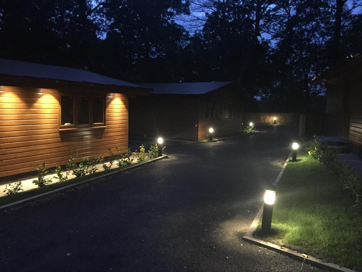 Shellow Lane Lodges Congleton Exterior foto